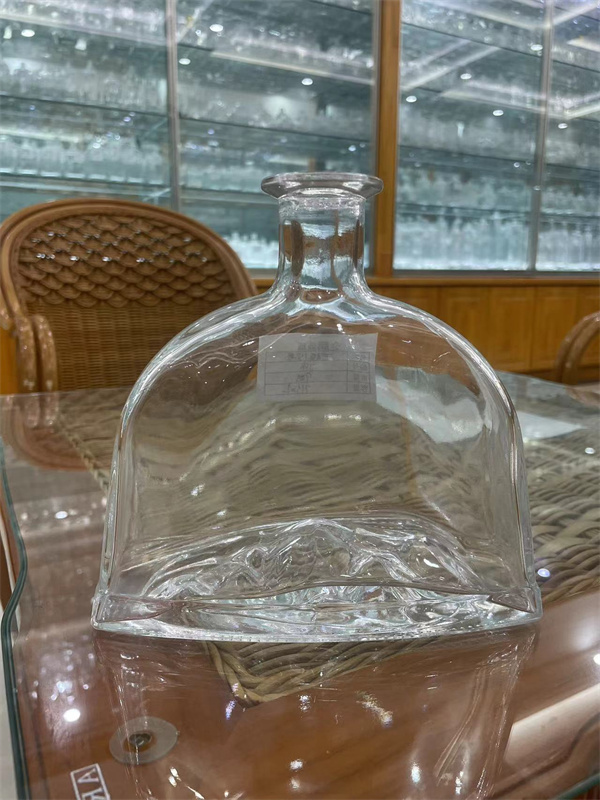 優(yōu)質玻璃酒瓶